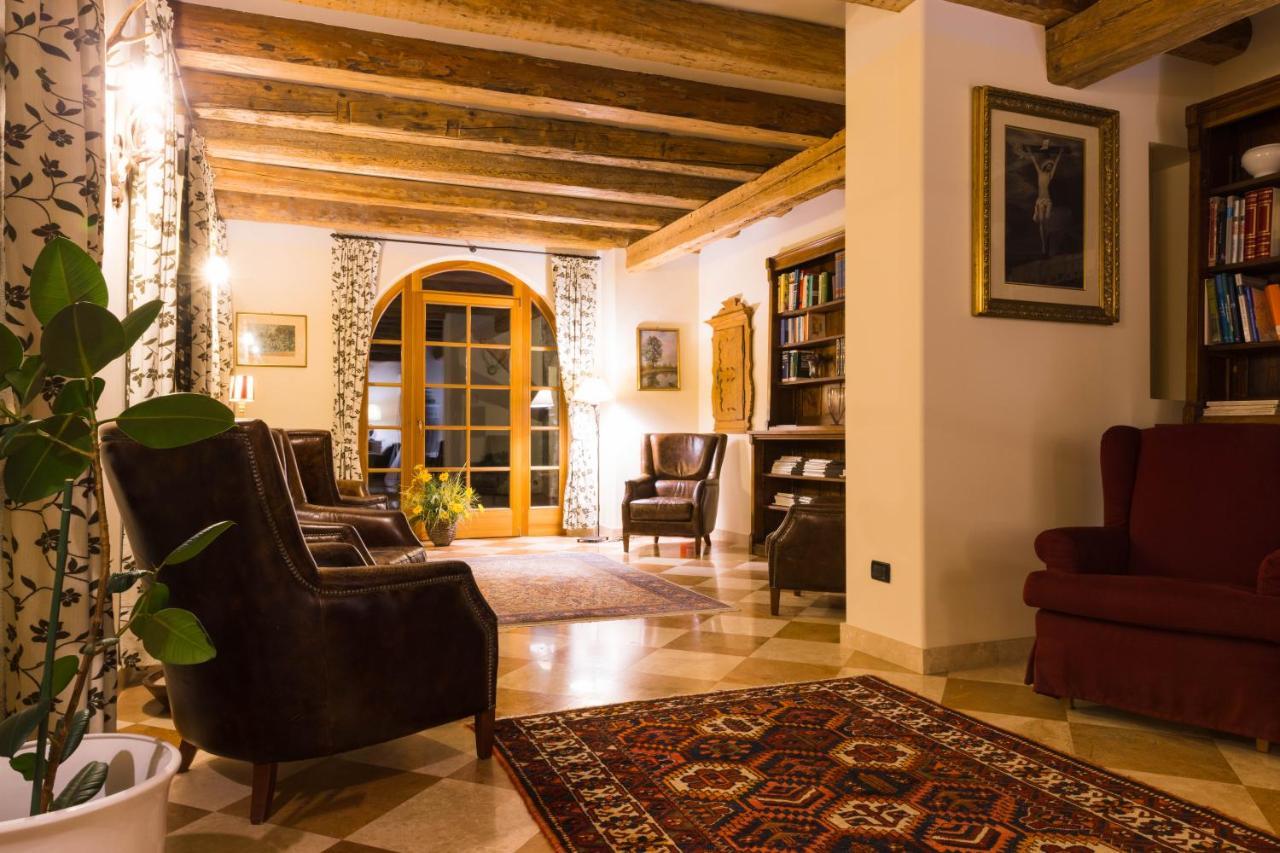 Hotel Relais Vecchio Maso Sopramonte Екстериор снимка