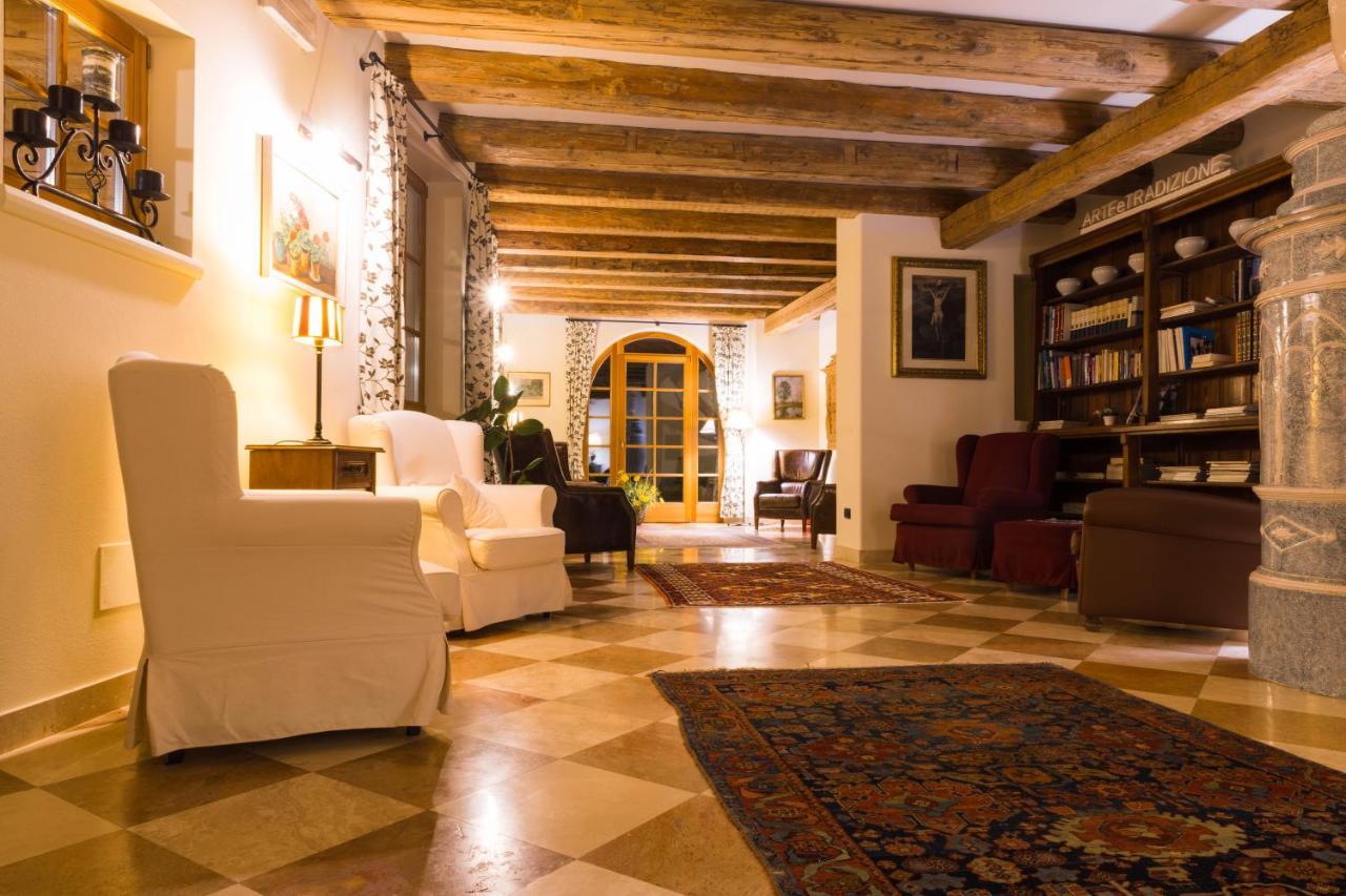 Hotel Relais Vecchio Maso Sopramonte Екстериор снимка